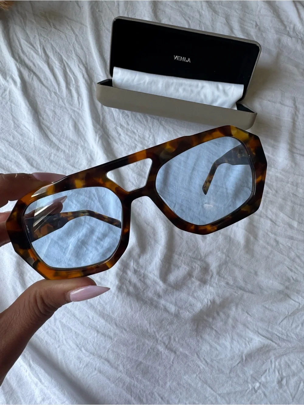 VEHLA Tortoise Hexagonal Oversized Sunglasses
